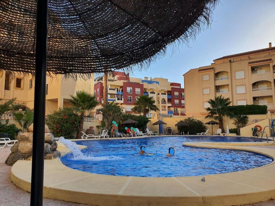 Atico En La Playa Apartment Roquetas de Mar Bagian luar foto
